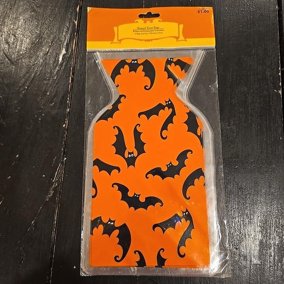 NEW Halloween Treat Bags LOT ~ Pumpkin Shaped, Bats, Paper Bags - Wilton + - Picture 6 of 7
